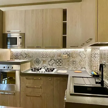 With Private Parking - Roma Est. Apartment Lunghezza